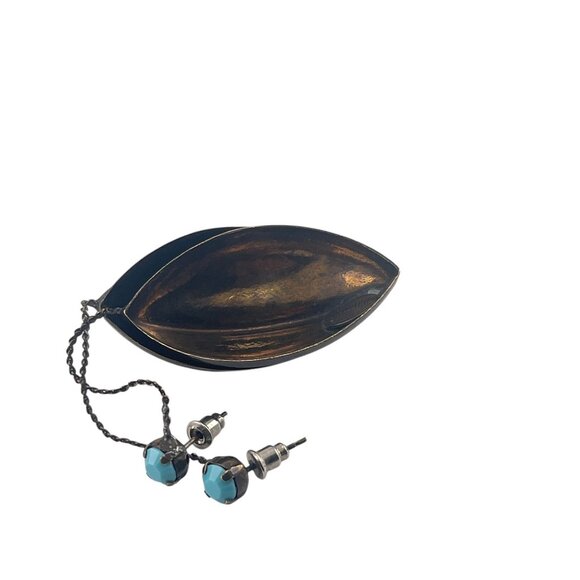 Vintage Style Long Dangle Earrings With Turquoise Studs & Bronze Leaf Design - Picture 3 of 9